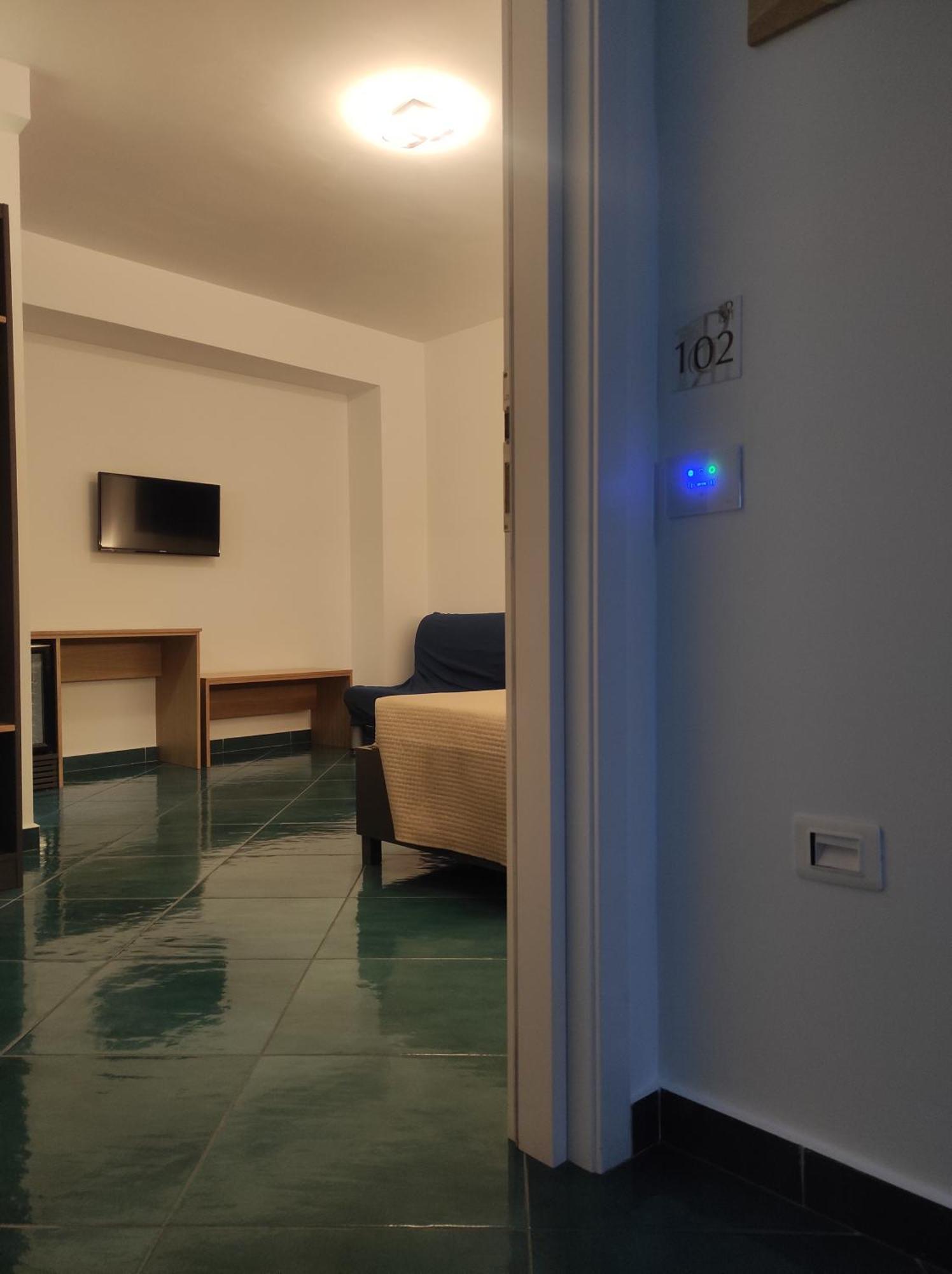 Residenza Porta Romana โตรเปอา ภายนอก รูปภาพ