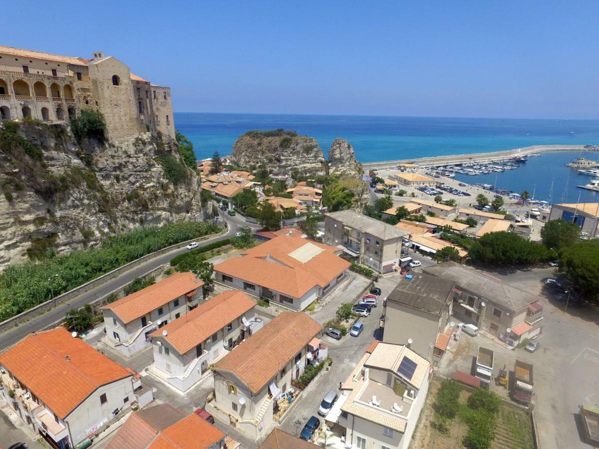 Residenza Porta Romana โตรเปอา ภายนอก รูปภาพ