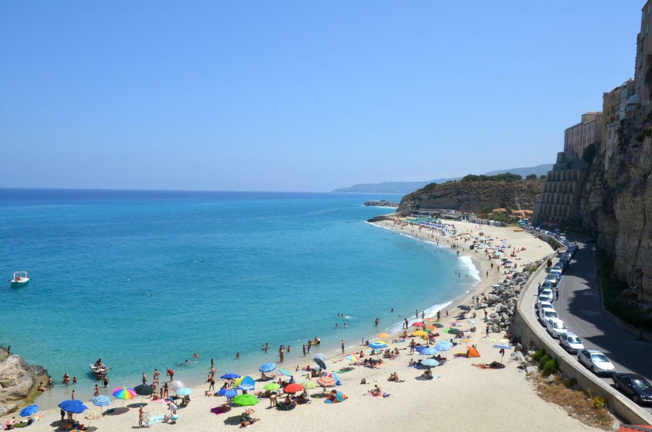 Residenza Porta Romana โตรเปอา ภายนอก รูปภาพ